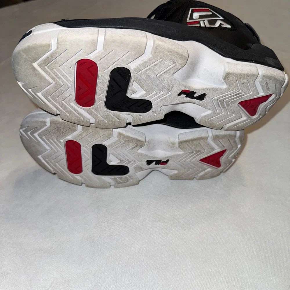 Fila Grant Hill 2 Mid Top Sneakers Youth‎ Kids Size 6 US Black Basketball Shoes